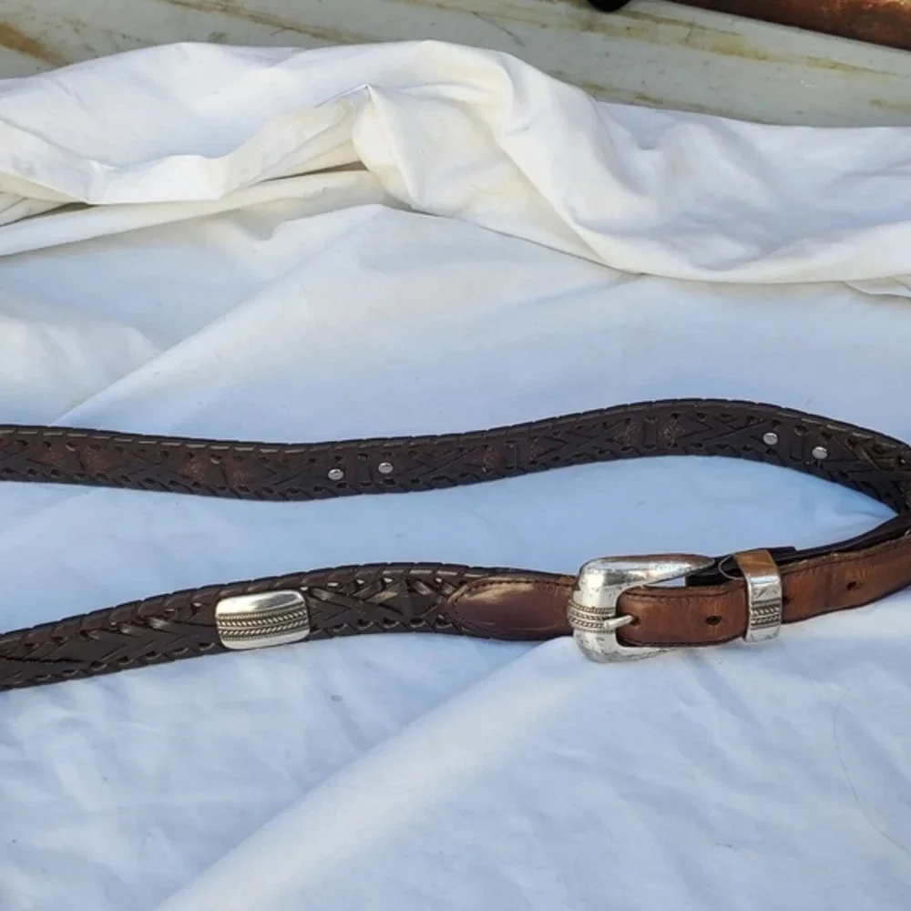 Roundtree & Yorke unisex conch style belt‎ L